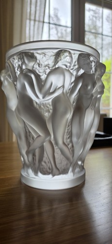 Lalique paris vase - lalique,