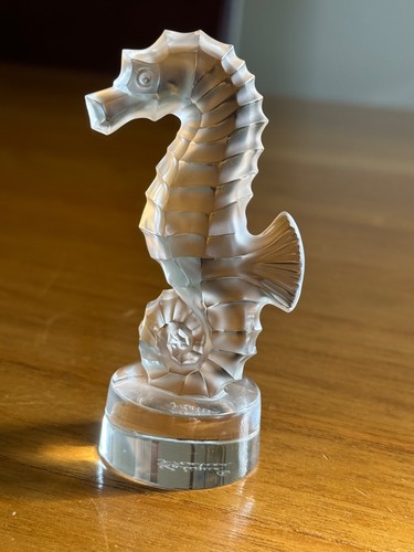 Lalique milchglas - -,